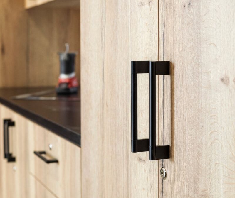 natural-halifax-oak-cabinet-kit